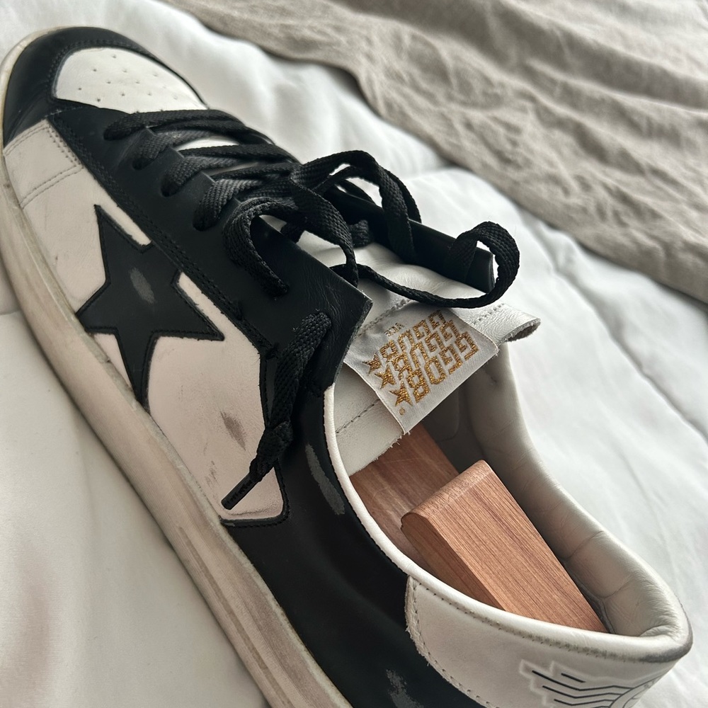 GOLDEN GOOSE SIZE 46 STARDAN